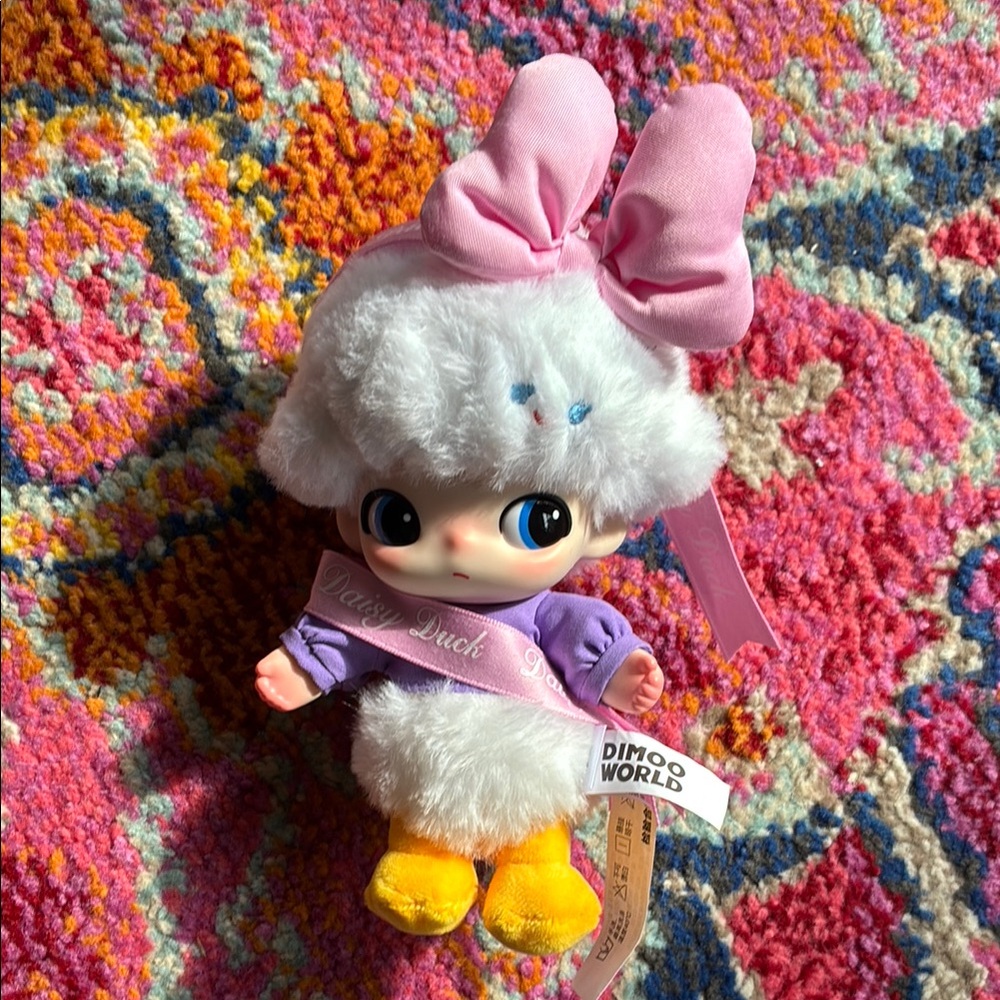 Pop Mart Daisy Dimoo